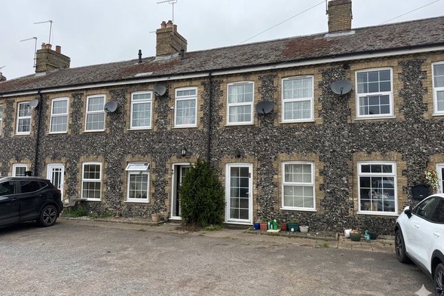 2 bed property, in London Road, £160,000