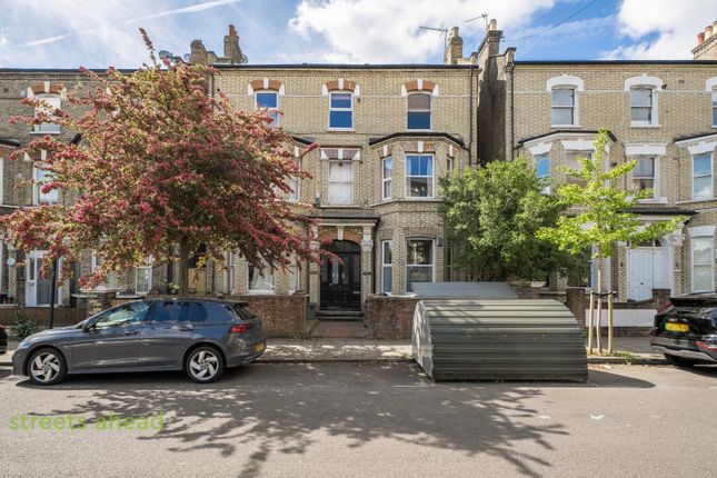 2 bed property, in Lambert Road, £475,000