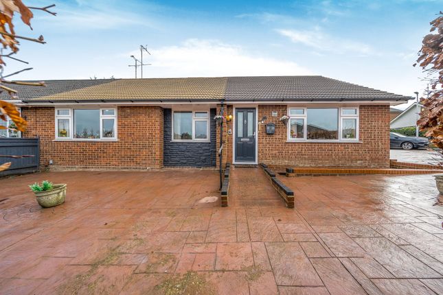 3 bed property, in Iden Road, £425,000