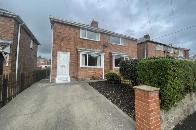 2 bed property, in Glenroy Gardens, £112,000