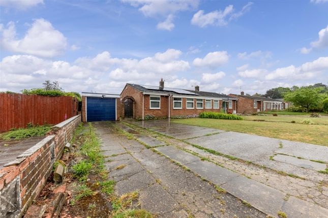 3 bed property, in Falcon Road West, £290,000