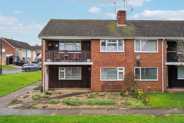 2 bed property, in Audley Drive, £115,000