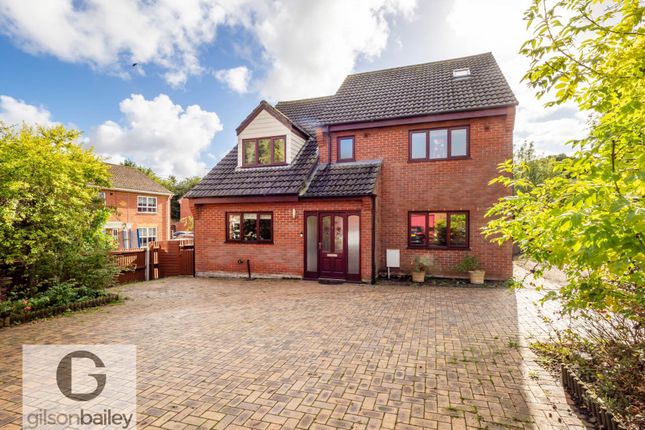 4 bed property, in Post Office Road, £475,000
