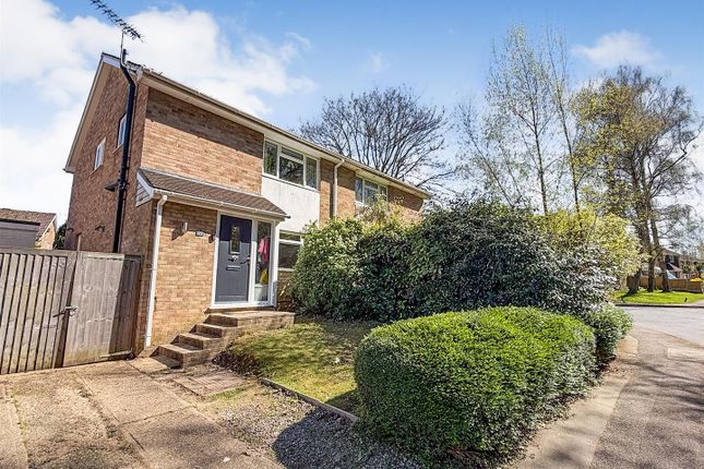 3 bed property, in Graveney Road, £340,000