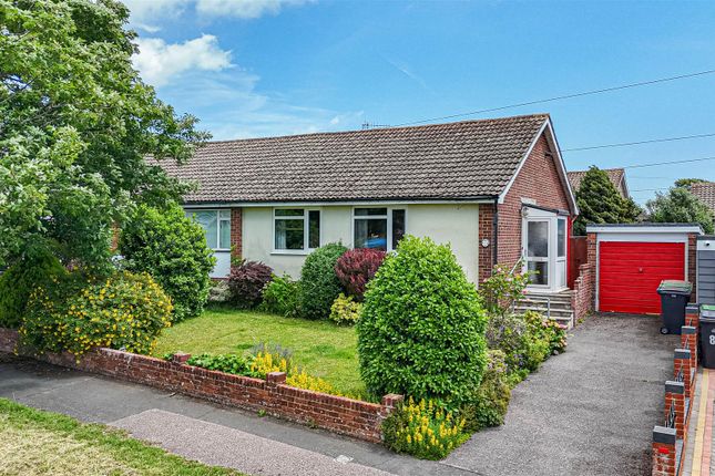2 bed property, in Ghyllside Avenue, £300,000