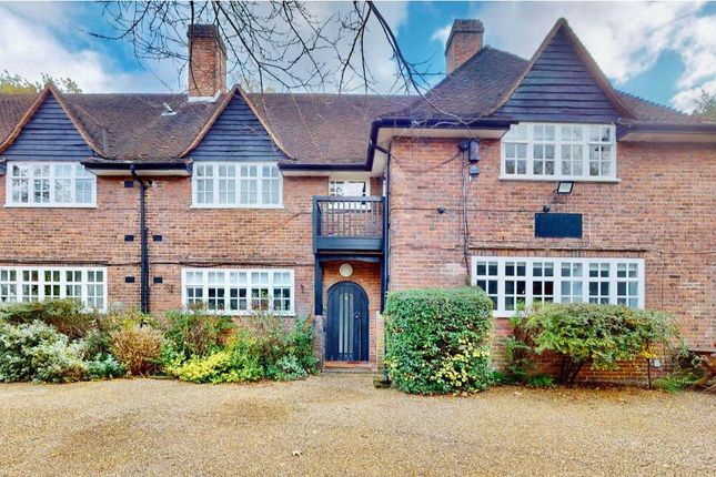 1 bed property, in Flat 12 Barnett Homestead, £200,000