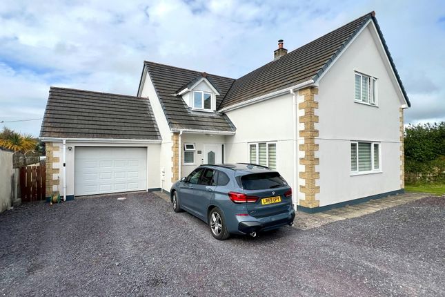4 bed property, in Lois Lane, £439,950