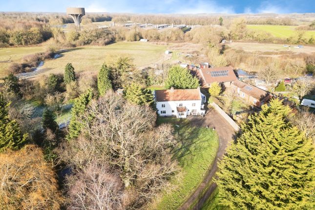 5 bed property, in Back Lane, £650,000