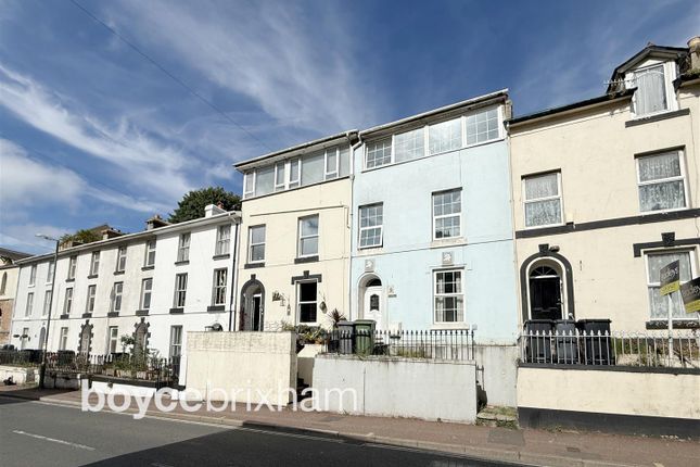 4 bed property, in Bolton Street, £245,000