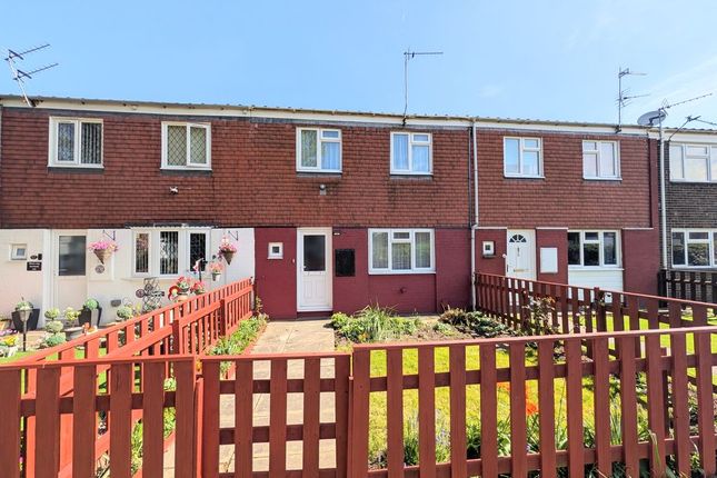 3 bed property, in Ravenspurn Way, £85,000