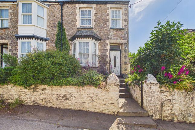 3 bed property, in Corner Lane, £150,000