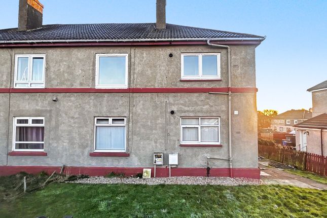 2 bed property, in Kinnier Road, £60,000