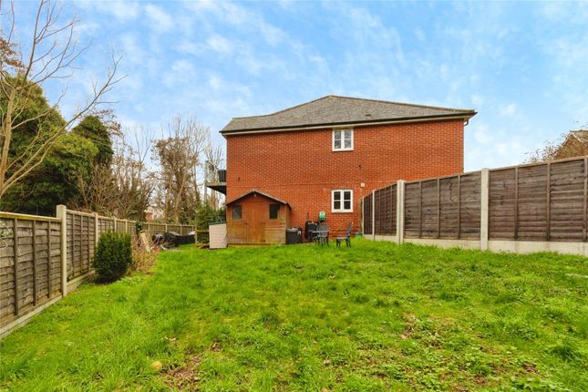 3 bed property, in Scarletts Road, £218,000