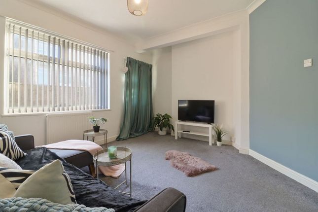 3 bed property, in Newman Road, £170,000