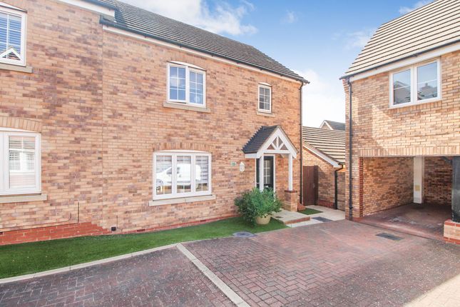 3 bed property, in Potter Meadows, £360,000