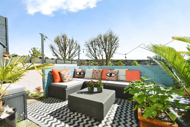 3 bed property, in Stanmer Park Road, £525,000