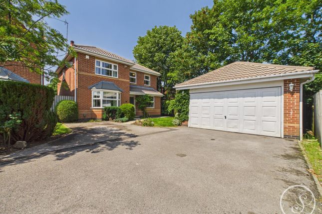 4 bed property, in Belvedere Court, £650,000