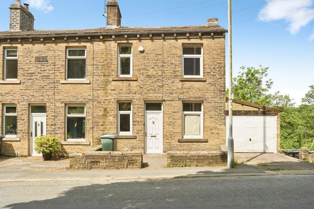 2 bed property, in Keighley Road, £130,000