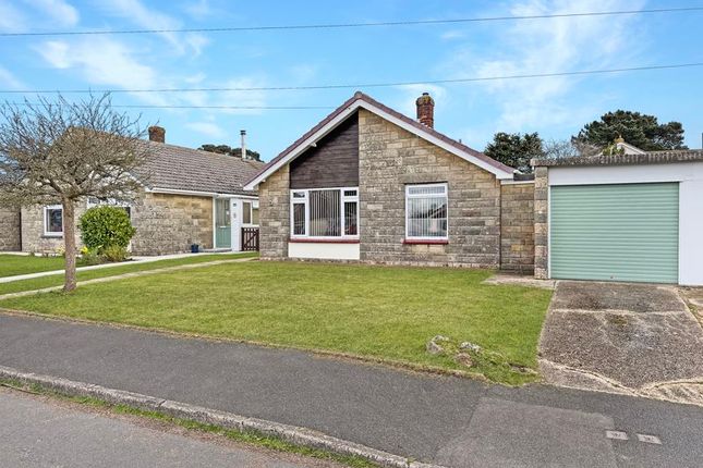 2 bed property, in Venner Avenue, £280,000