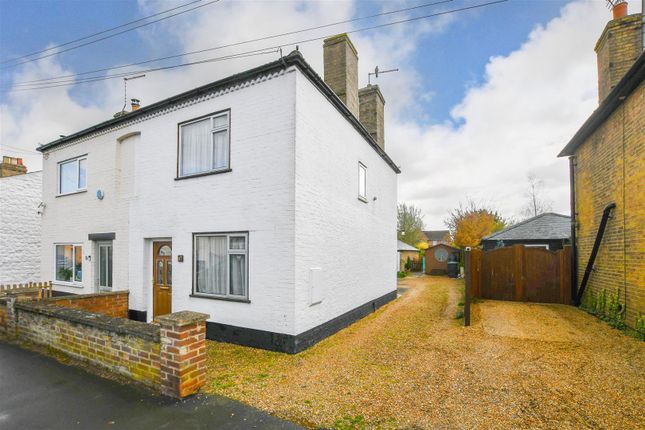 2 bed property, in Carter Street, £235,000