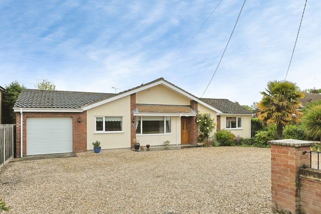 3 bed property, in Swaffham Road, £375,000