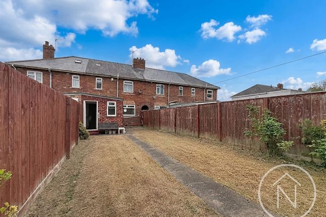 3 bed property, in Surrey Terrace, £110,000