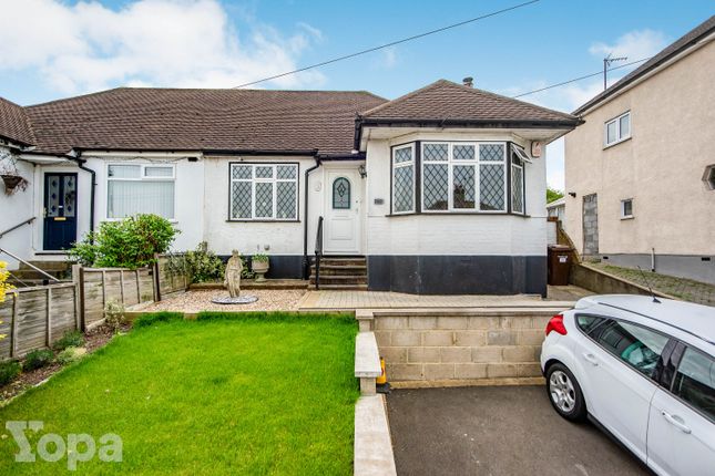 2 bed property, in Lamorna Avenue, £350,000