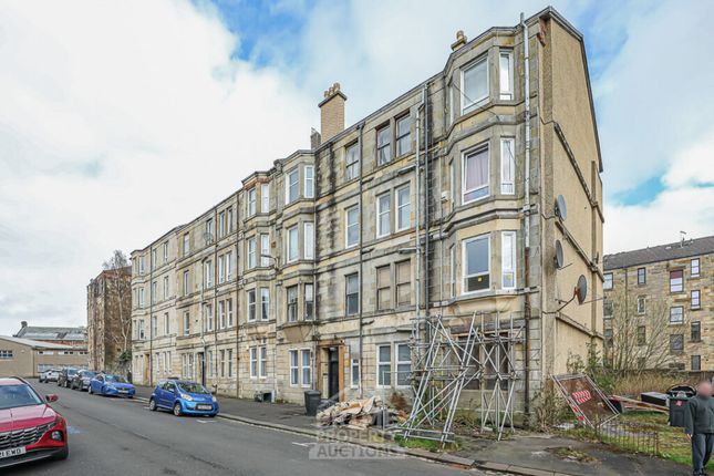 1 bed property, in 9 Howard Street, £25,000