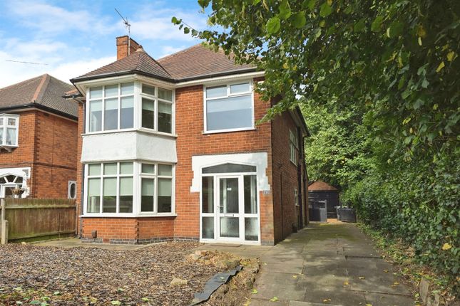 5 bed property, in Broadgate, £475,000
