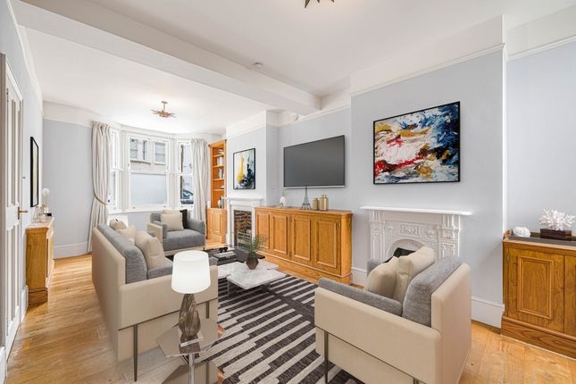 4 bed property, in Glenrosa Street, £1,350,000