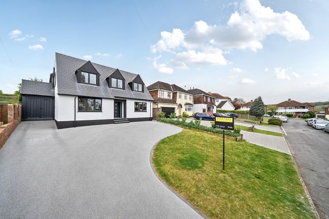 5 bed property, in St. Martins Drive, £1,150,000
