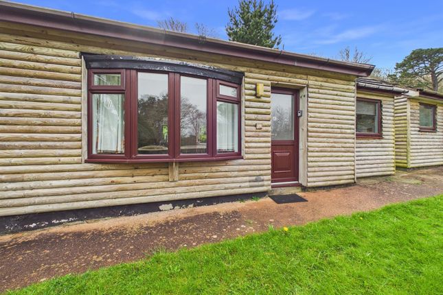 2 bed property, in Watermouth, £65,000