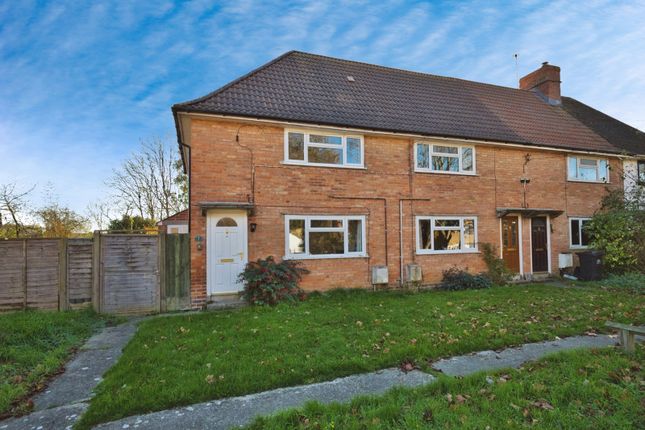 3 bed property, in Broadmead, £180,000