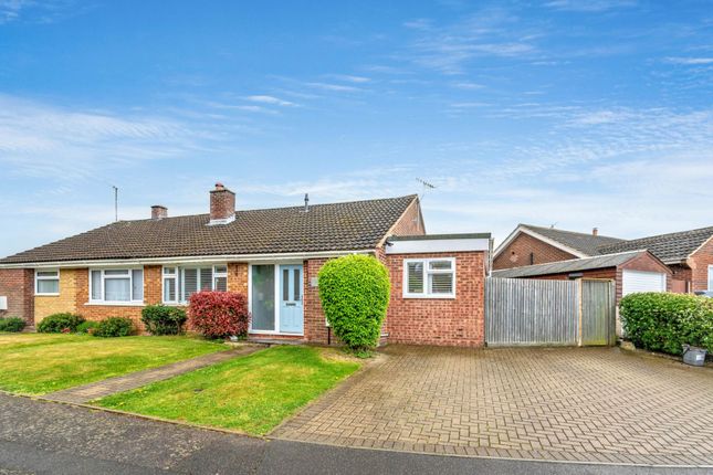 4 bed property, in Stour Road, £400,000
