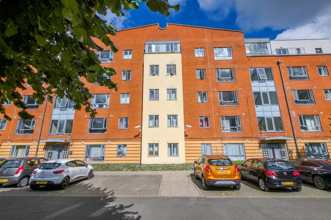 3 bed property, in Cannon Hall, £285,000