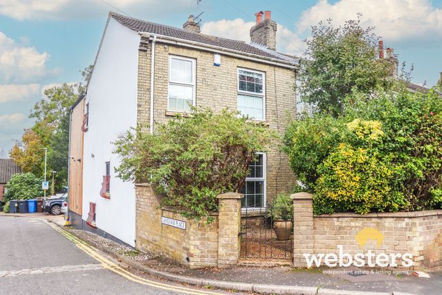 3 bed property, in Southwell Road, £415,000