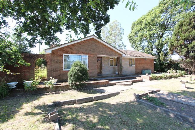4 bed property, in Birchwood Road, £950,000