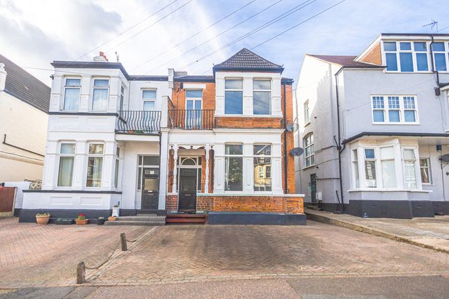 3 bed property, in Palmerston Road, £280,000