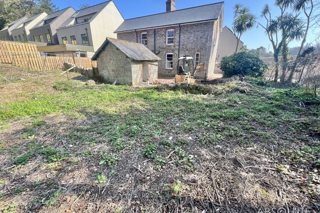 4 bed property, in Ansteys Cove Road, £500,000