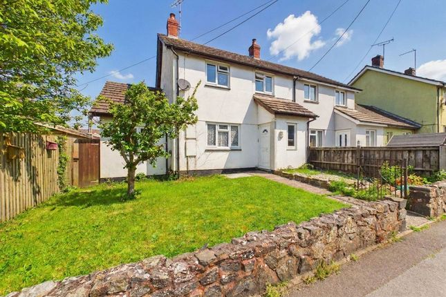 3 bed property, in Taw Vale Close, £235,000