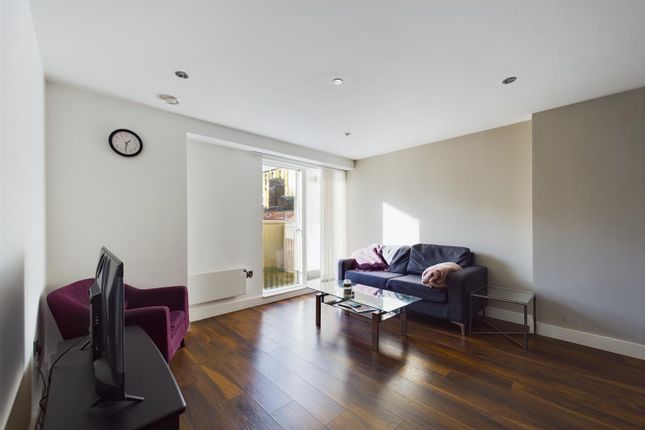 2 bed property, in The Assembly, £270,000