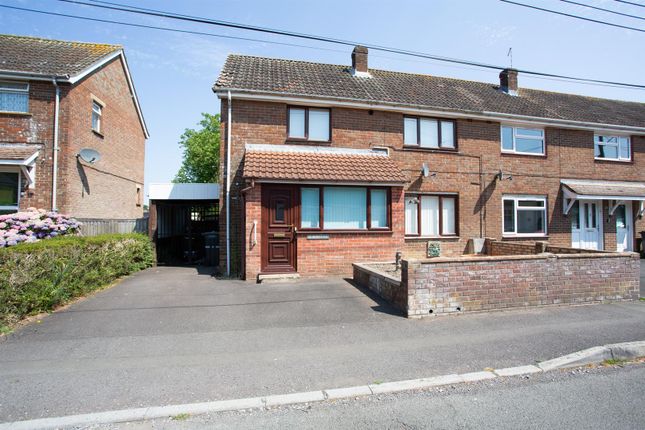 3 bed property, in Auckland Way, £210,000