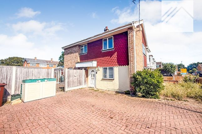 4 bed property, in The Chilterns, £320,000