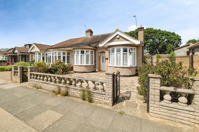 3 bed property, in Randall Drive, £550,000