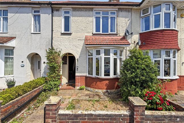 3 bed property, in Brenchley Road, £290,000