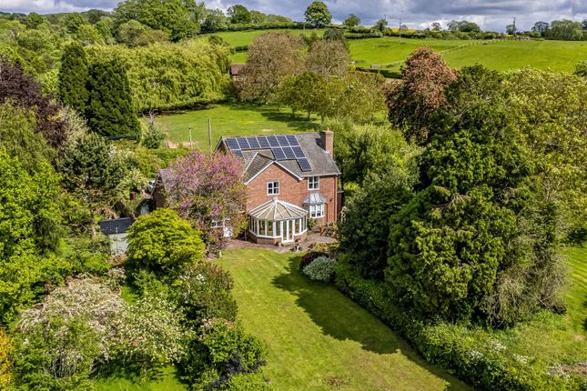 4 bed property, in Fownhope, £695,000