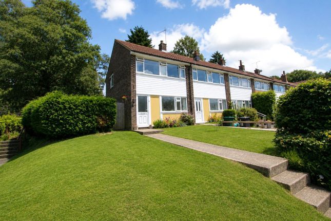 3 bed property, in Parsonage Estate, £275,000