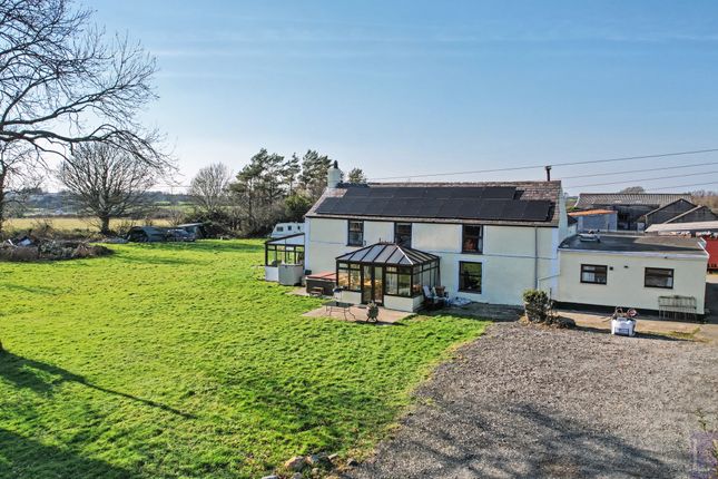 12 bed property, in Kent Farm, £695,000
