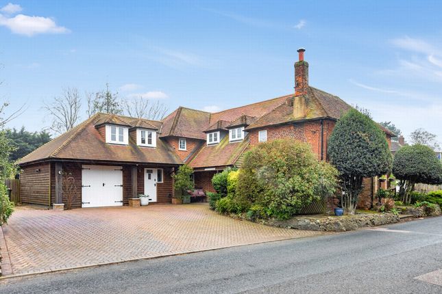 4 bed property, in Stone Street, £795,000