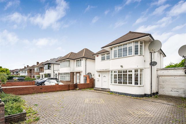 4 bed property, in Sudbury Court Drive, £950,000